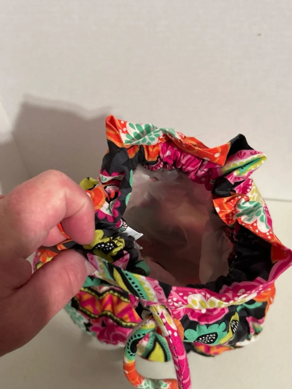 Floral Drawstring Wet/Dry Lined Bag in Black Multi